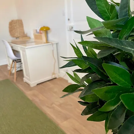 Le Moinet Fayard Apartment