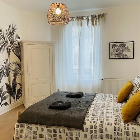 Le Moinet Fayard アパート