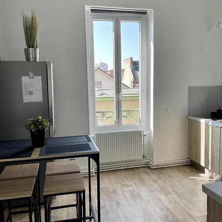 Le Moinet Fayard アパート *